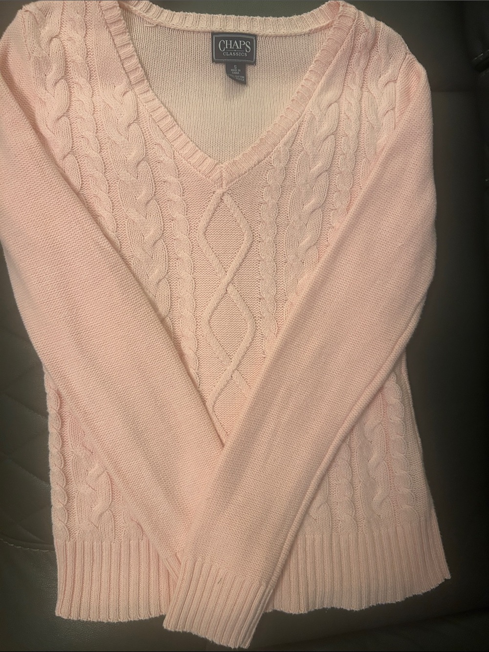 Chaps classic light pink vneck cable sweater💖